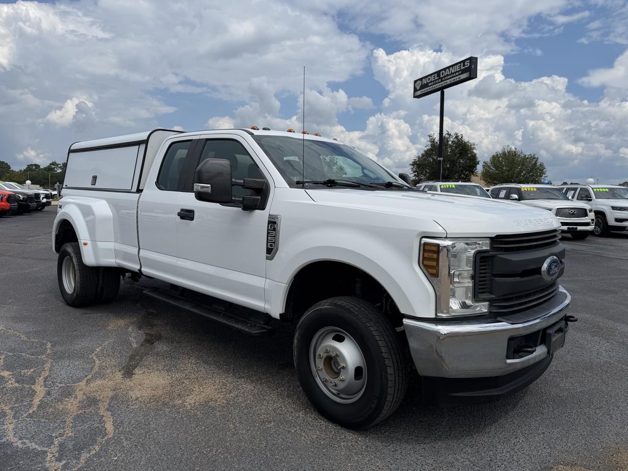 ford f-350 super duty 2018 1FT8X3D62JEB32292 image ford f-350 super duty 2018 1FT8X3D62JEB32292 image